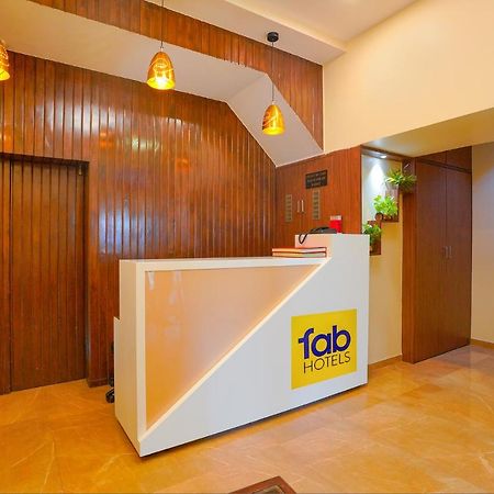 Hotel Fabexpress Colaba Grand Bombay Exterior foto