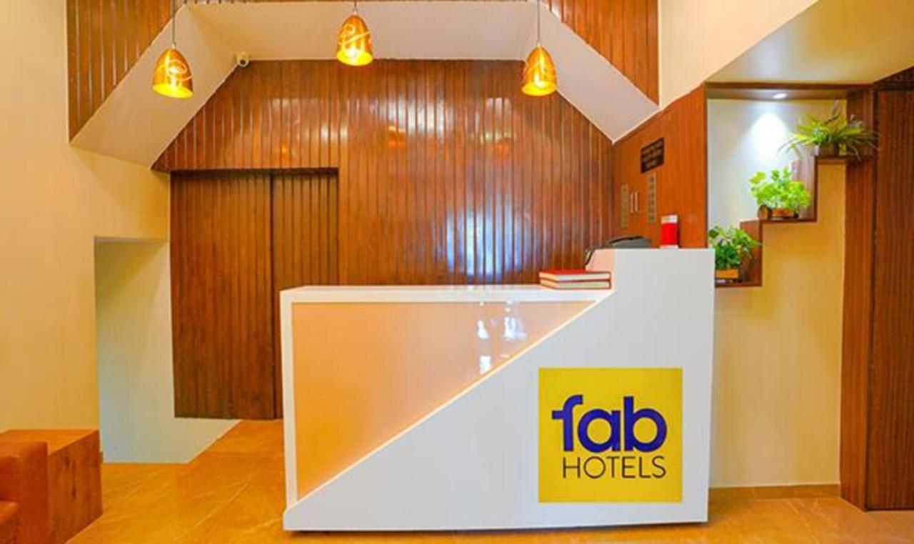 Hotel Fabexpress Colaba Grand Bombay Exterior foto