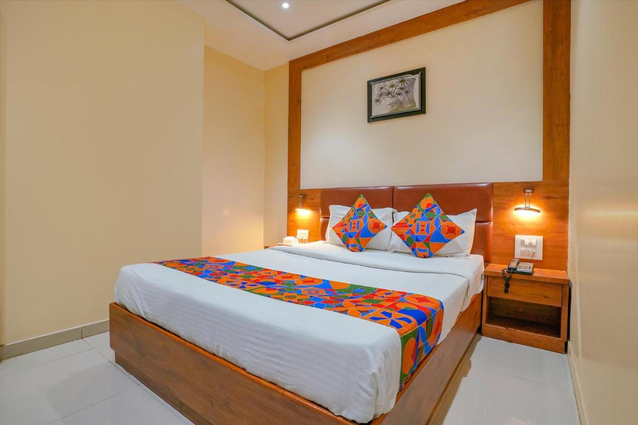 Hotel Fabexpress Colaba Grand Bombay Exterior foto